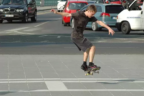 Skateboarder in Budapest